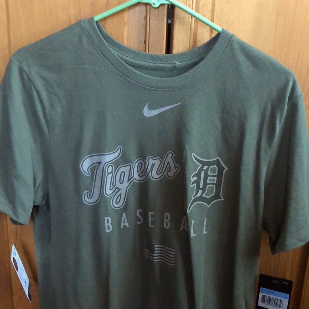 Detroit Tigers Baseball Green Nike USA Medium T-Shirt